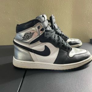 Jordan 1 high silver toe
